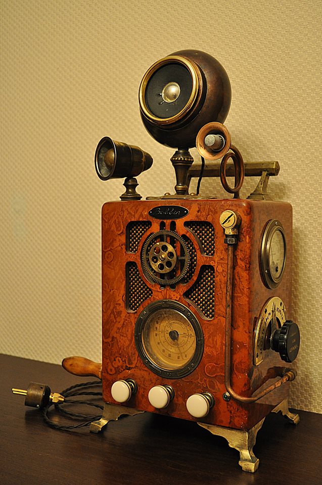 Steampunk radio receiver
